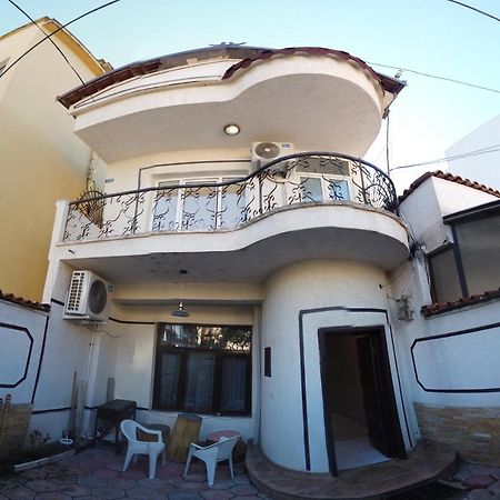טיראנה God'S Villa מראה חיצוני תמונה